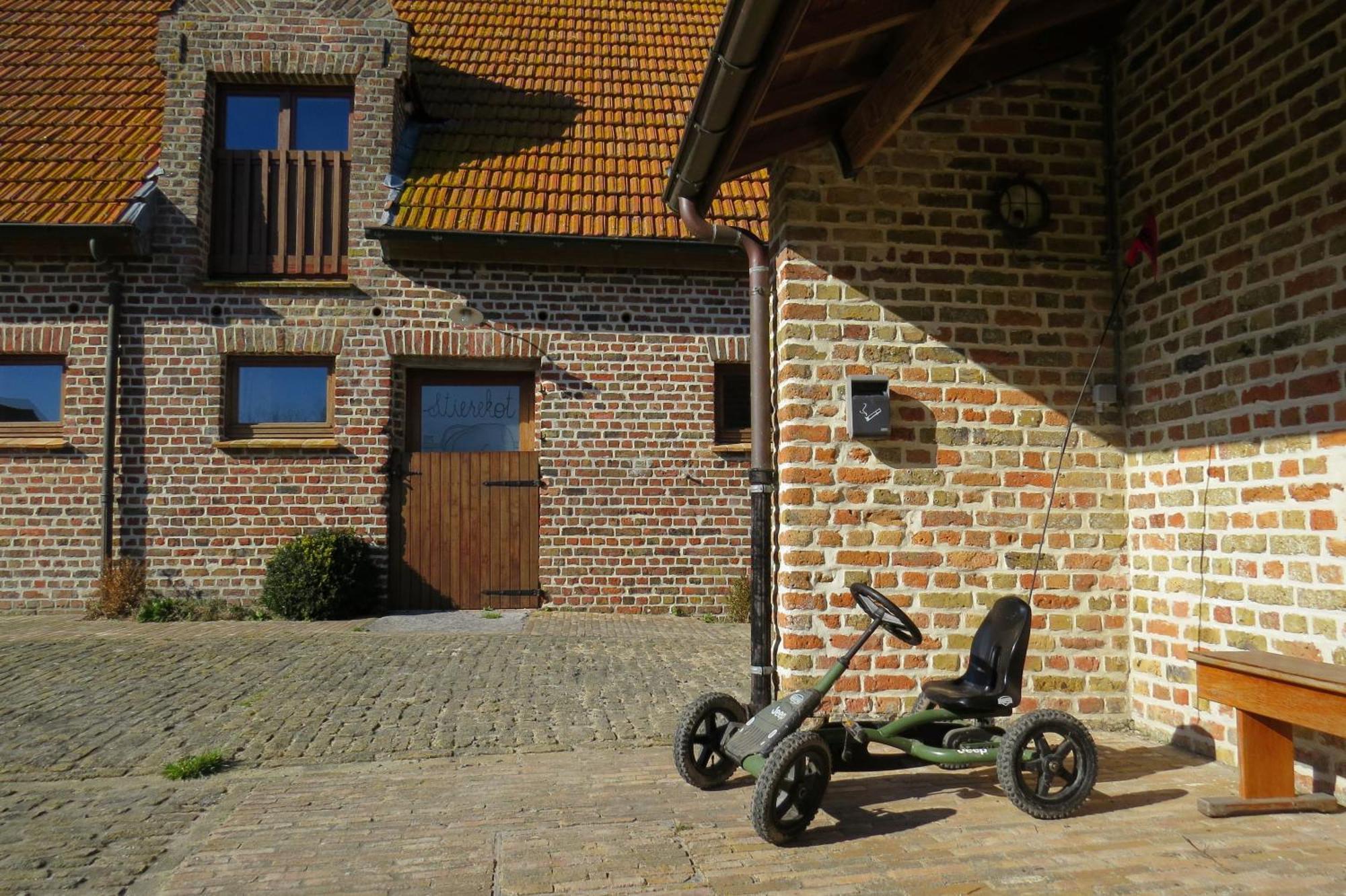 Holiday Home 'T Hof Der Witte Damen Верне Екстериор снимка